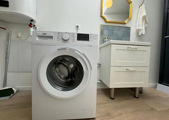 Les Lys Jaunes - 4pers - Wi-fi - Parking Gratuit 勒芒